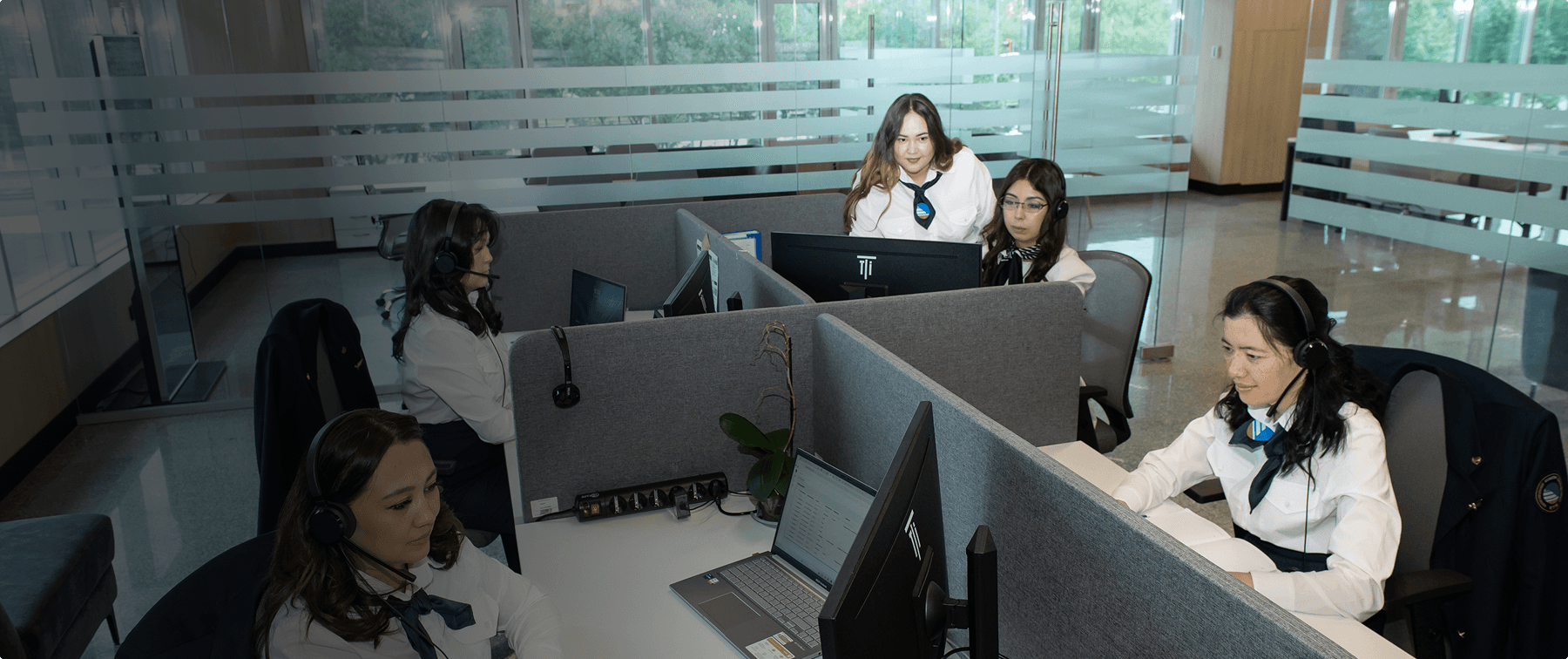 Хотите узнать стоимость и сроки доставки?